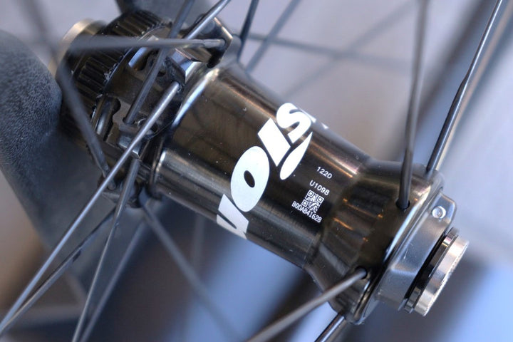 ヴィジョン VISION メトロン ディスク METRON 40 SL DISC カーボン チューブレスレディ ホイールセット シマノ11S/12S 【横浜店】