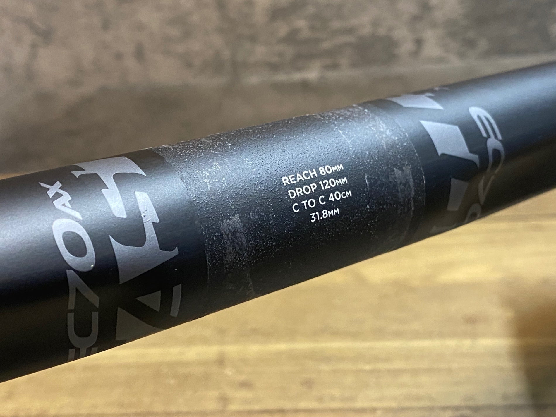 JN748 イーストン EASTON EC70 AX カーボン ドロップハンドル