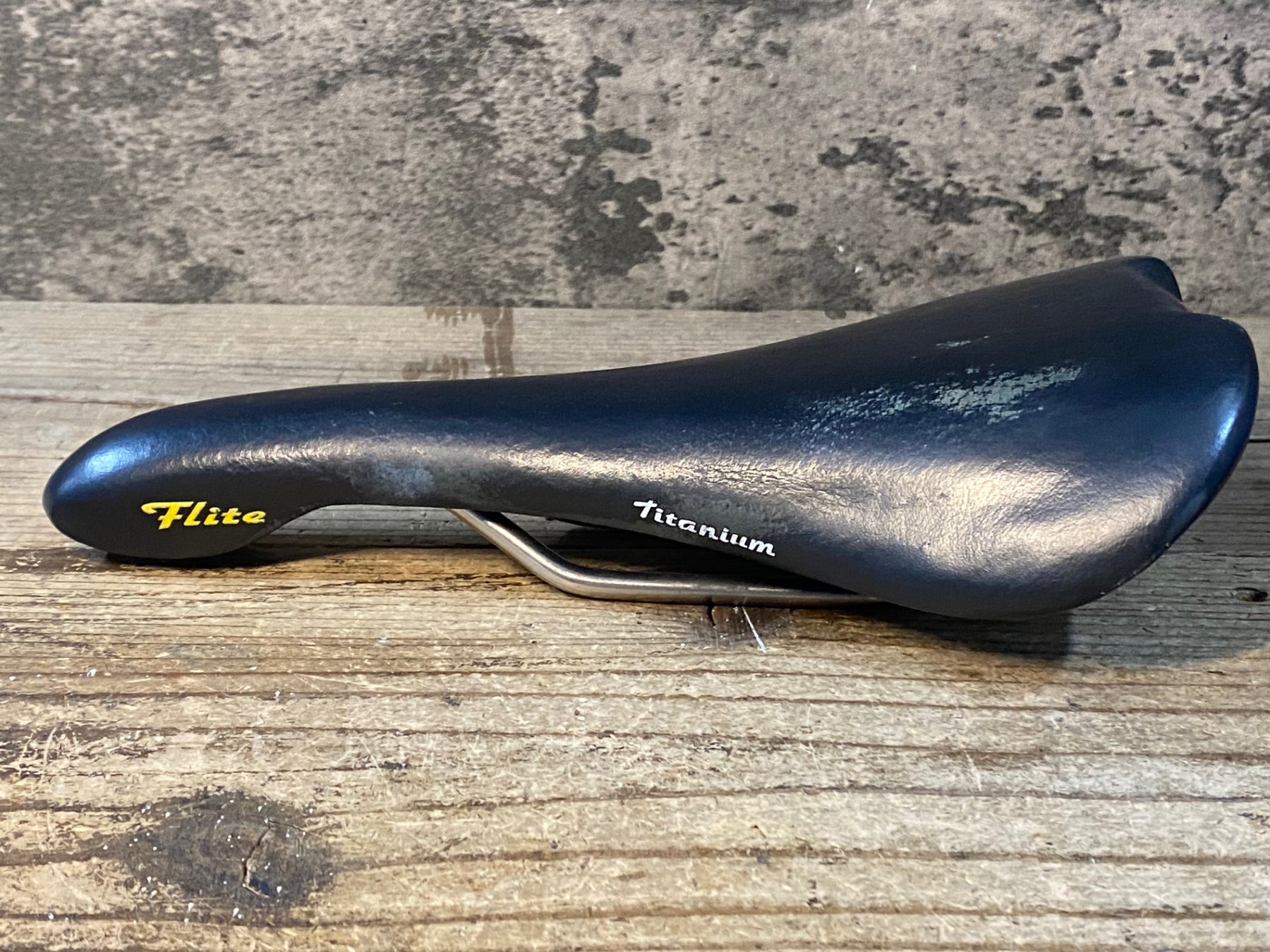 KA325 セライタリア selle italia Flite TITANIUM サドル チタンレール