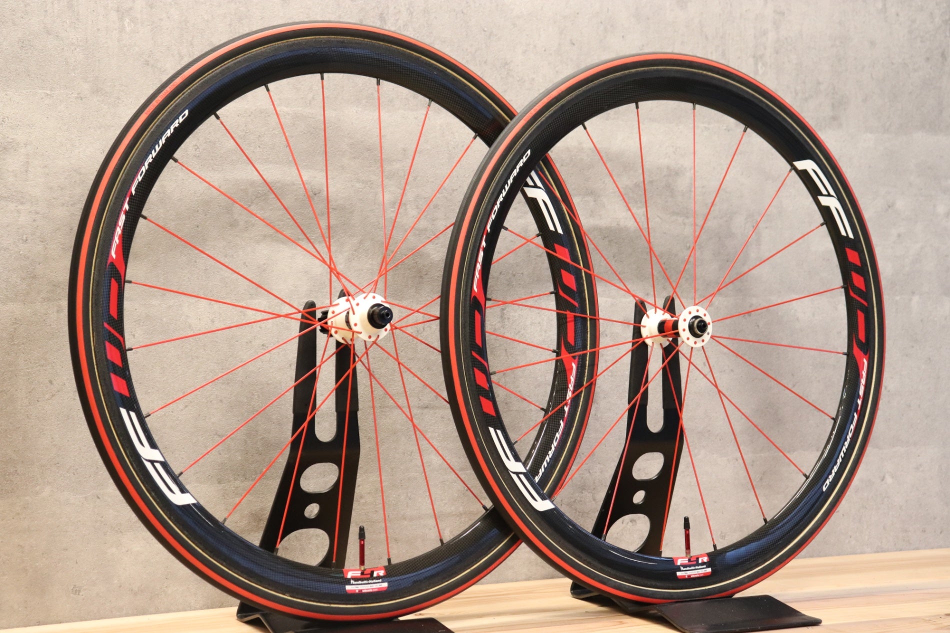 日本限定カラー!】 ファストフォワード FFWD F4R JAPAN Limited