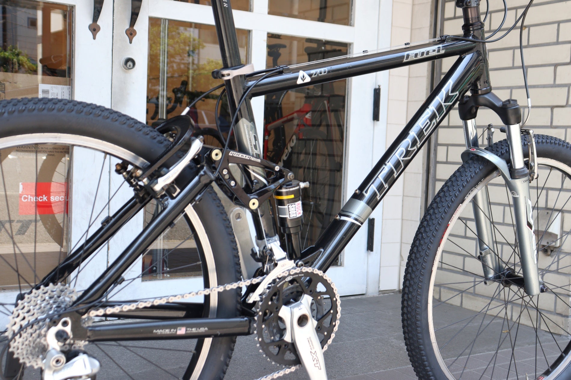 トレック TREK フューエル FUEL 70 2006モデル Mサイズ シマノ トレック TREK フューエル FUEL 70 2006モデル Mサイズ シマノ
