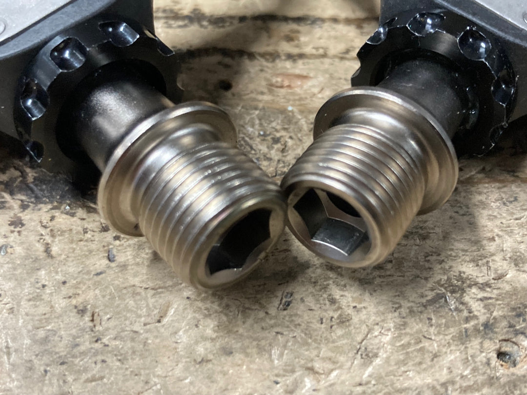JV038 シマノ SHIMANO 105 PD-R7000 ビンディングペダル SPD-SL