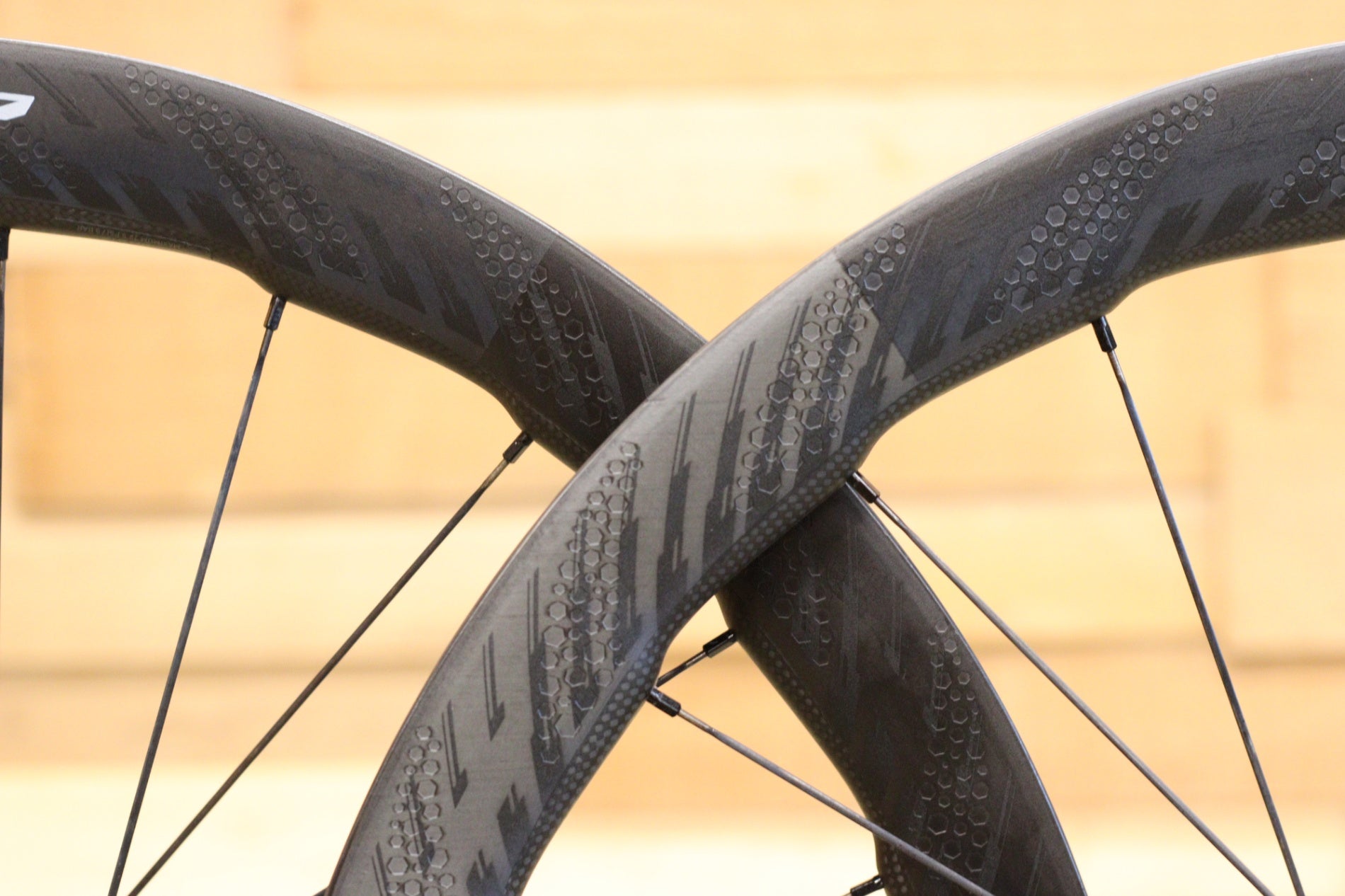 ジップ ZIPP 353 NSW TUBELESS DISC カーボン チューブレスレディ