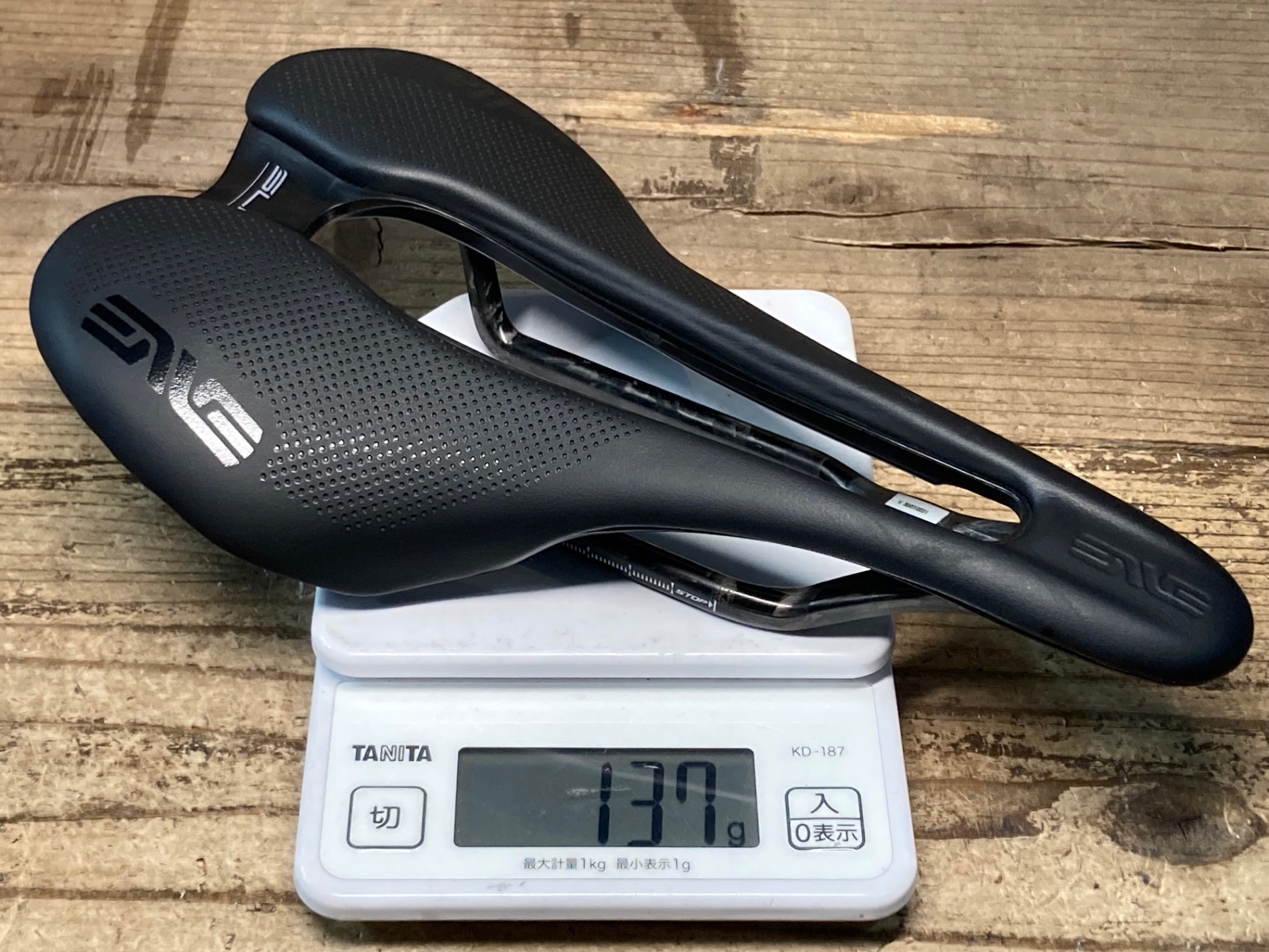 JK940 エンヴィ ENVE SADDLE selle ITALIA SLR BST CB サドル 黒