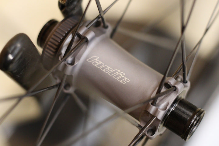 プリンストンカーボンワークス PRINCETON CARBON WORKS WAKE 6560 STRADA TACTIC ハブ カーボン チューブレス ホイールセット シマノ12/11S 【立川店】