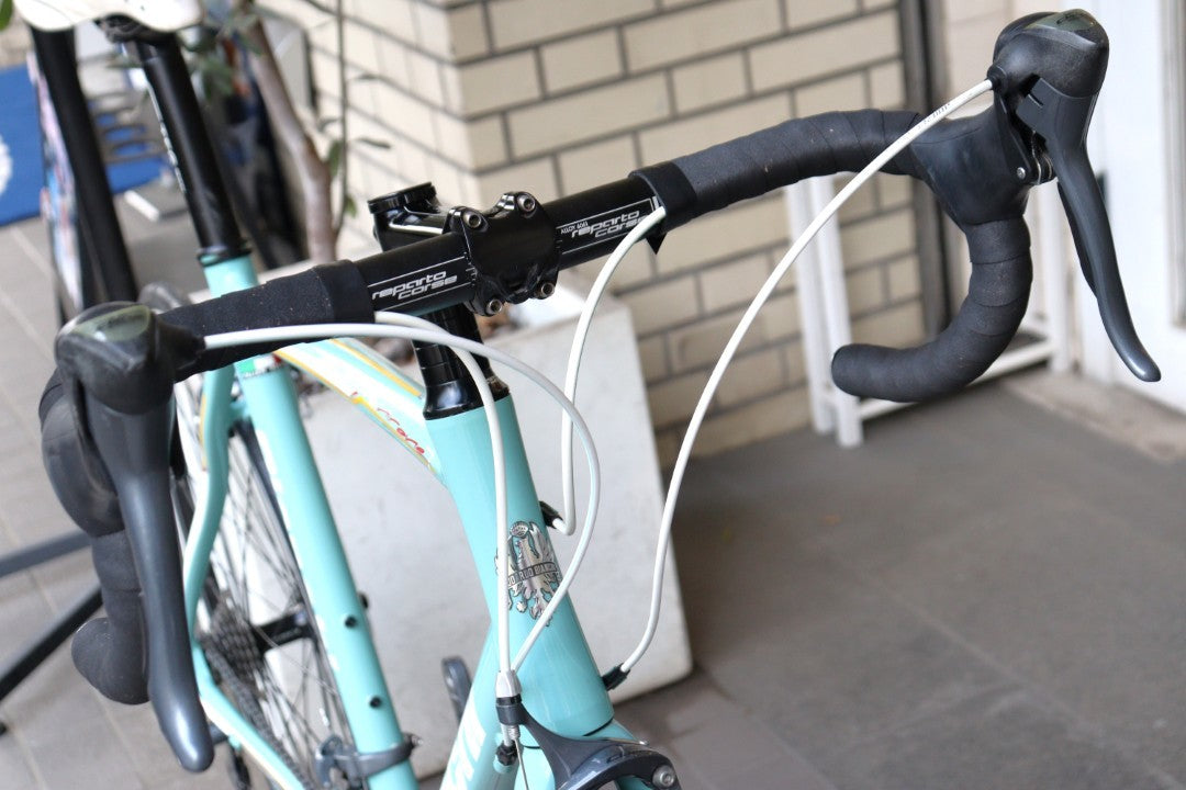 ビアンキ BIANCHI ヴィア ニローネ VIA NIRONE 7 2016モデル 57サイズ シマノ クラリス 2400 8S アルミ ロードバイク 【横浜店】