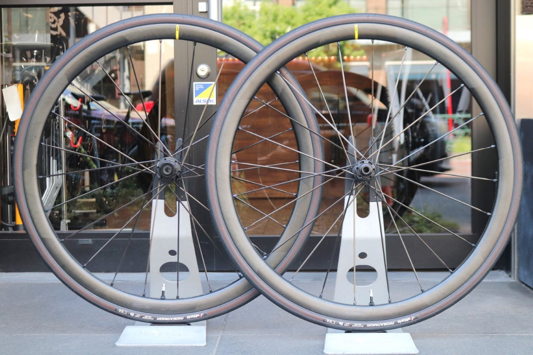 マヴィック MAVIC コスミック ディスク COSMIC SLR 32 DISC カーボン チューブレス ホイールセット シマノ12/11S ワイドリム 21C 【東京南麻布店】