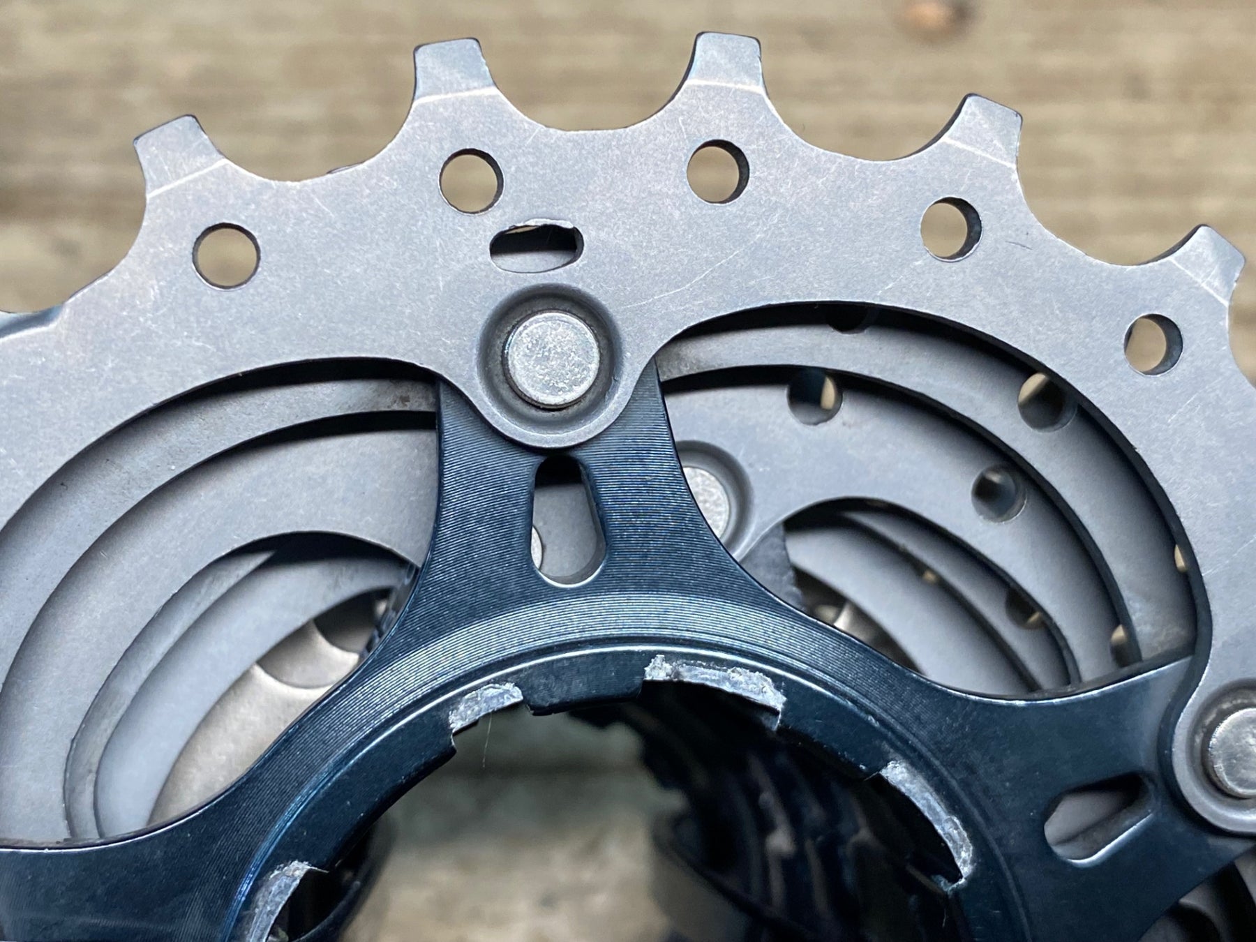 JI677 シマノ SHIMANO デュラエース DURA-ACE CS-R9000 スプロケット