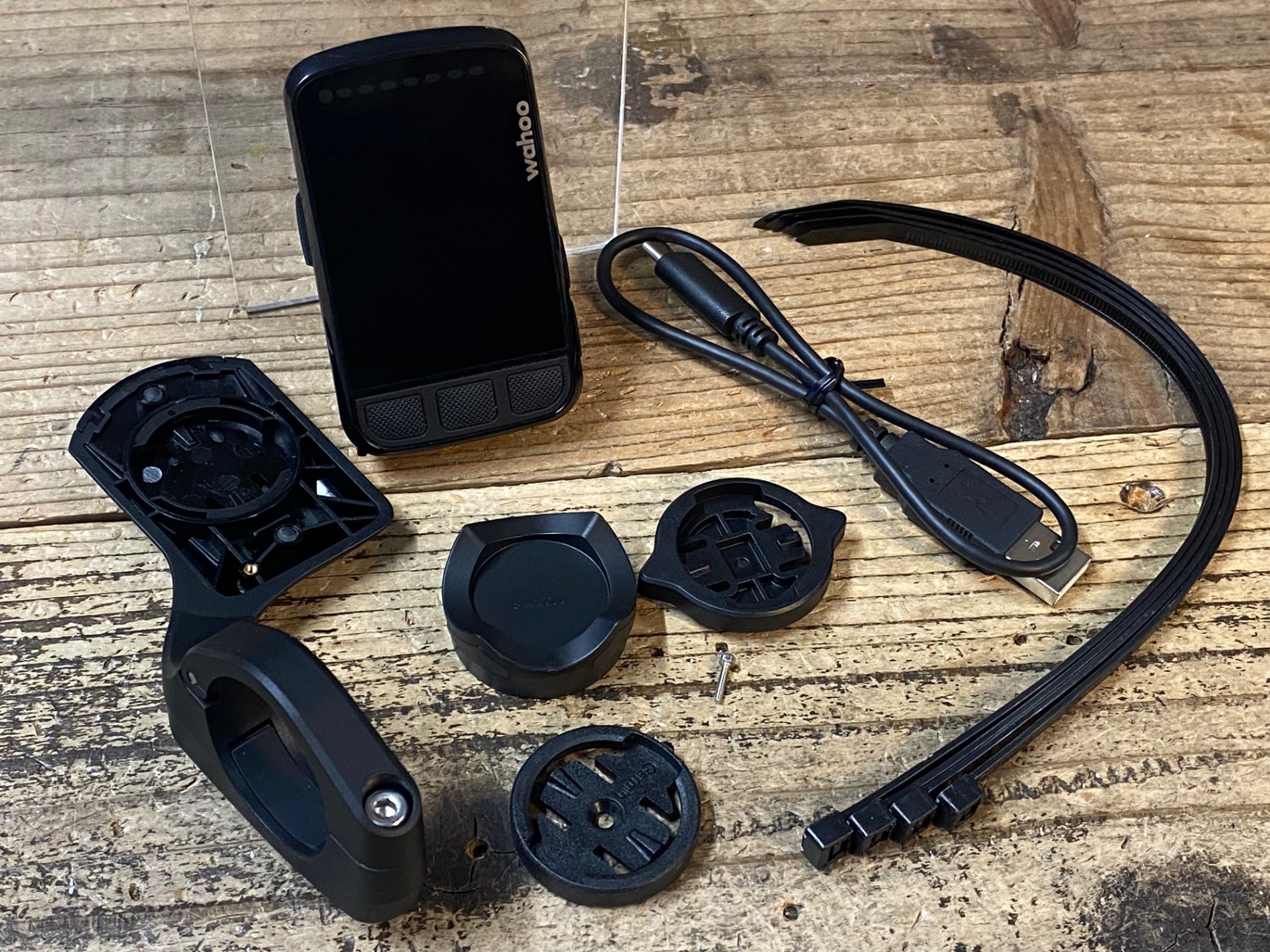 JU962 ワフー wahoo エレメントボルト ELEMNT BOLT WFCC5 V2 サイクル