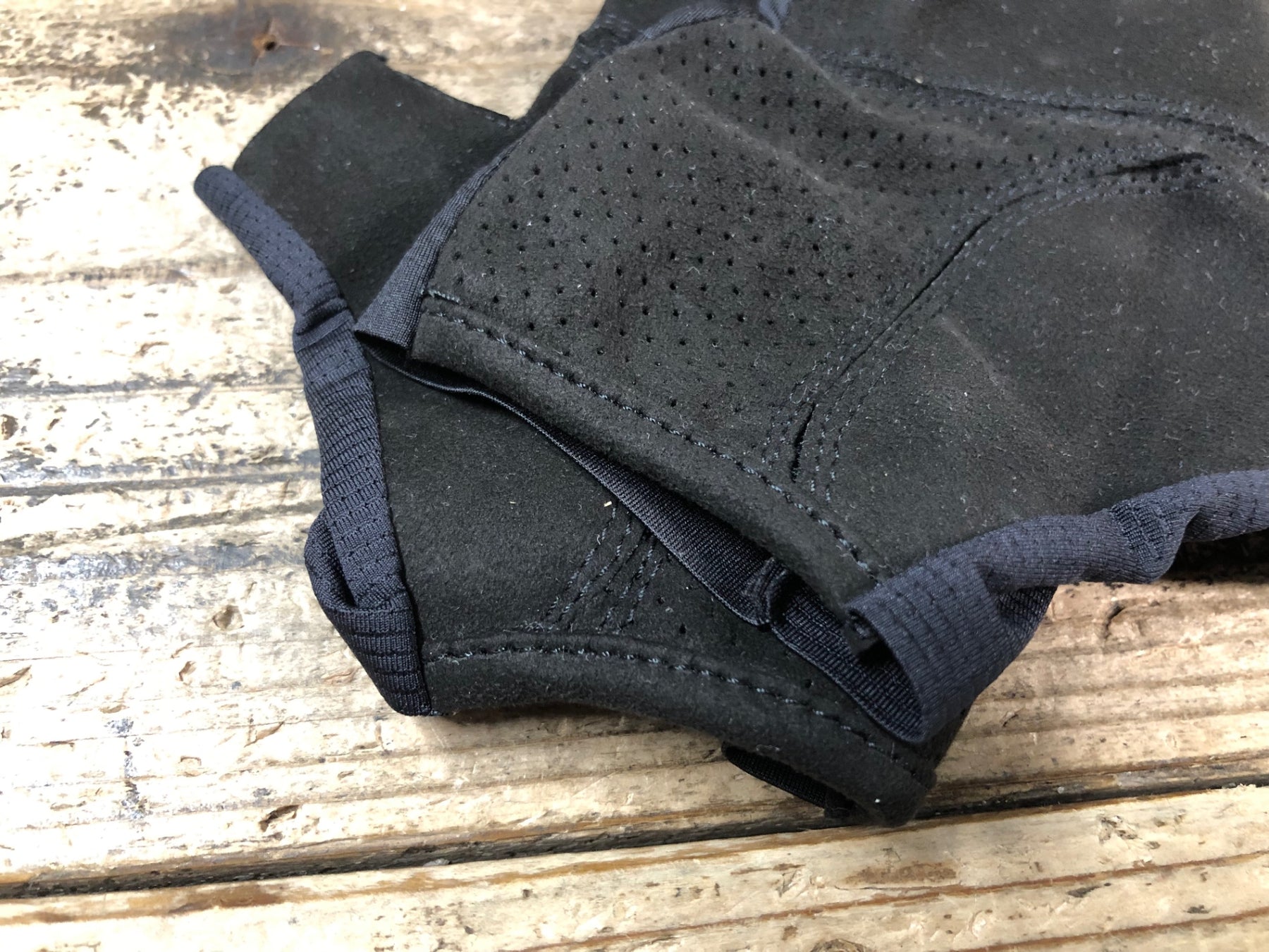 Rapha ビブニッカー ブラック 擦れ傷あり Rapha ビブニッカー ブラック 擦れ傷あり