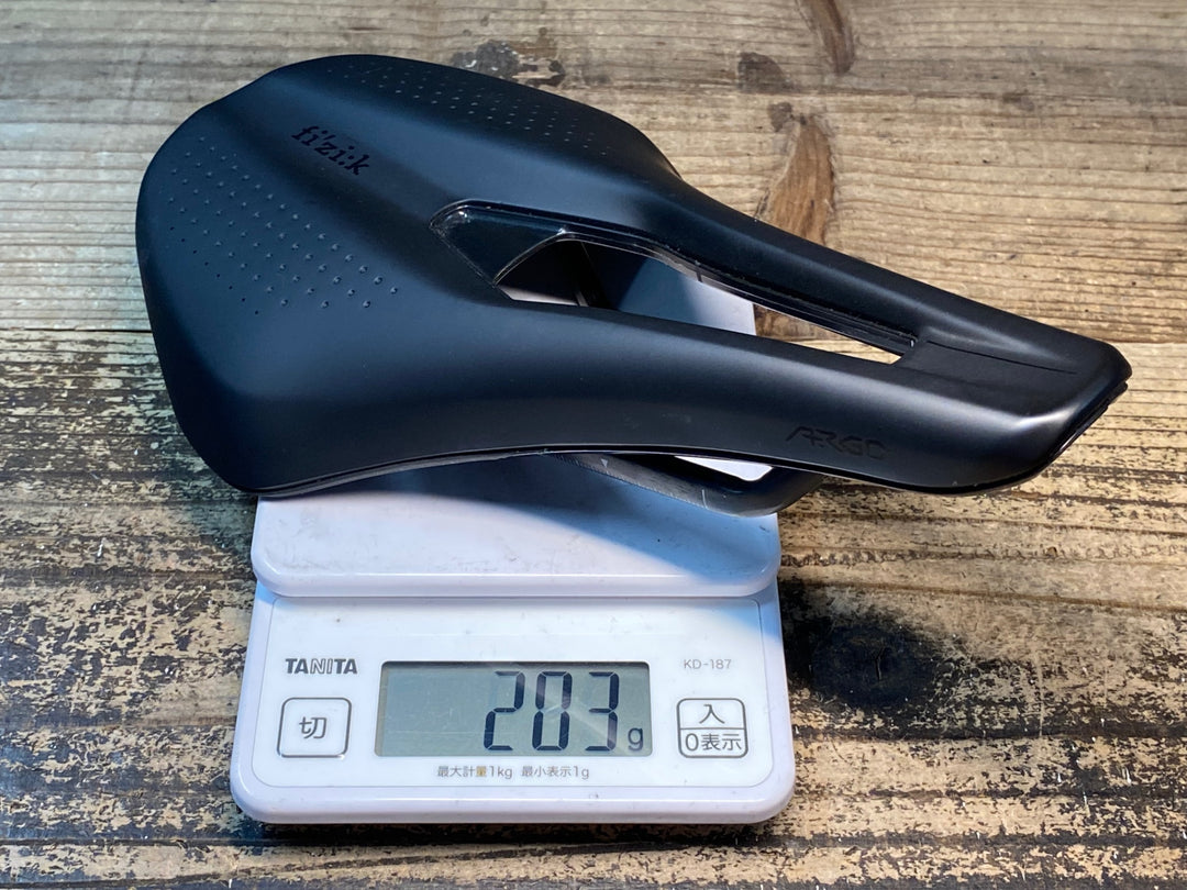 JI236 フィジーク fizik TEMPO ARGO R1 サドル 黒 カーボンレール