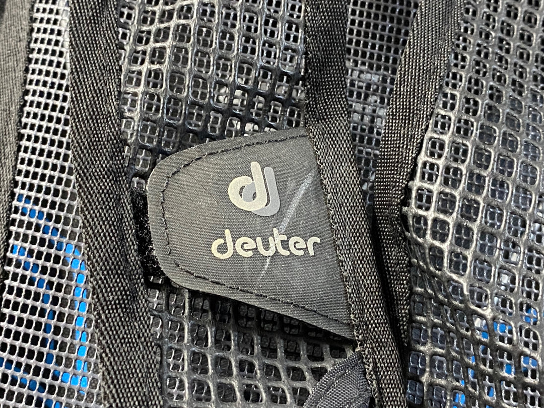 KL391 ドイター deuter race exp air リュックサック バックパック 黒