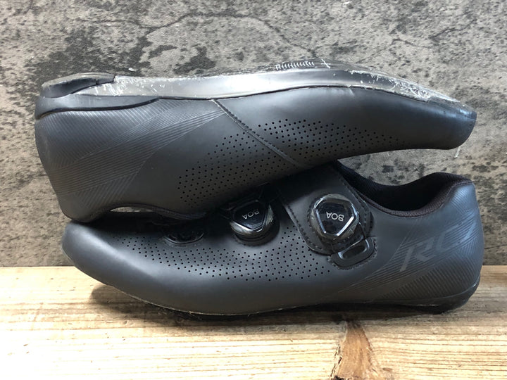 KD265 シマノ SHIMANO RC7 SHRC701M L01E WIDE ビンディングシューズ 黒 BOA 3穴 EU43