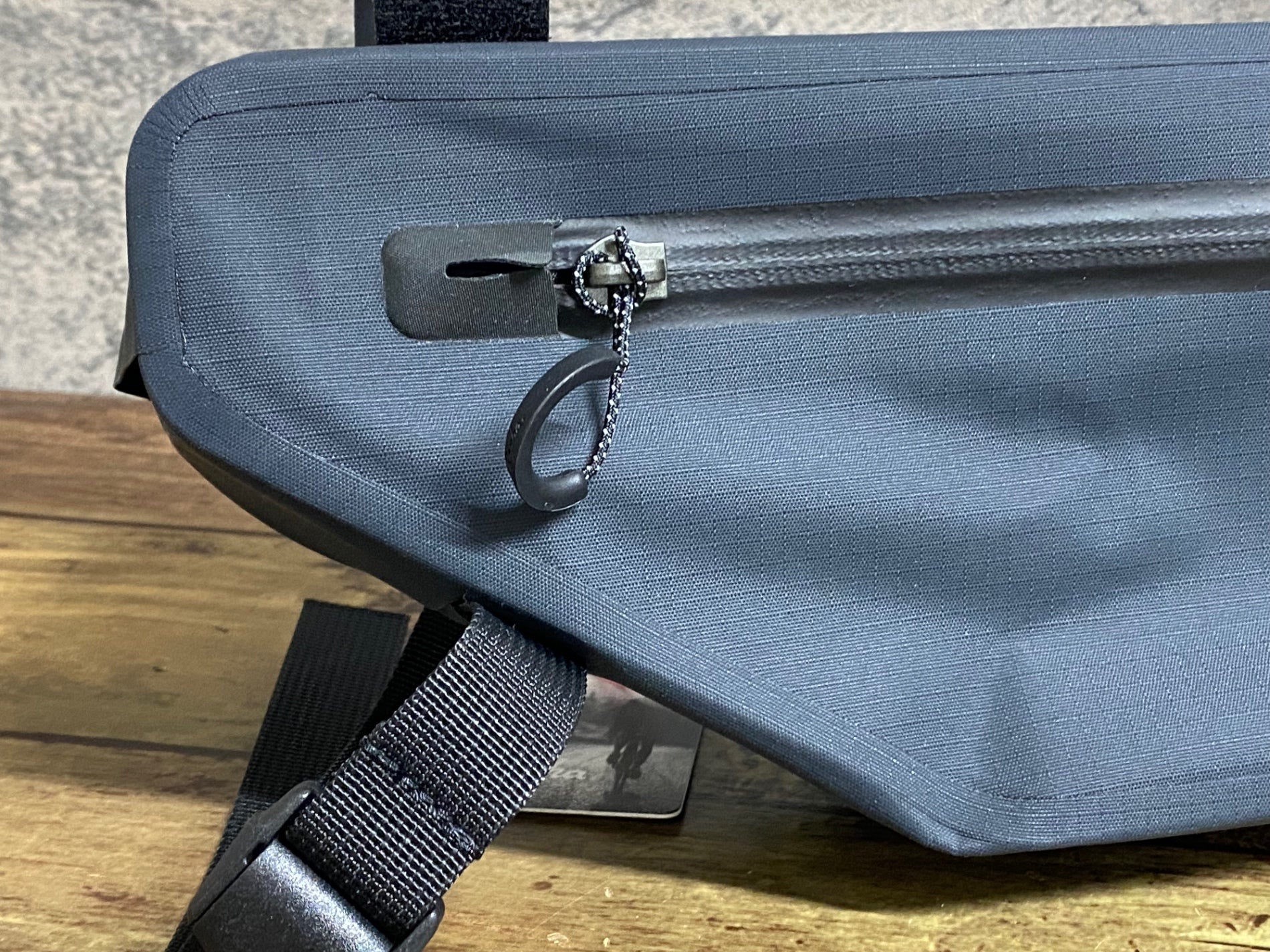 KA507 ラファ Rapha EXPLORE FRAME PACK フレームバッグ 黒 M – BICI