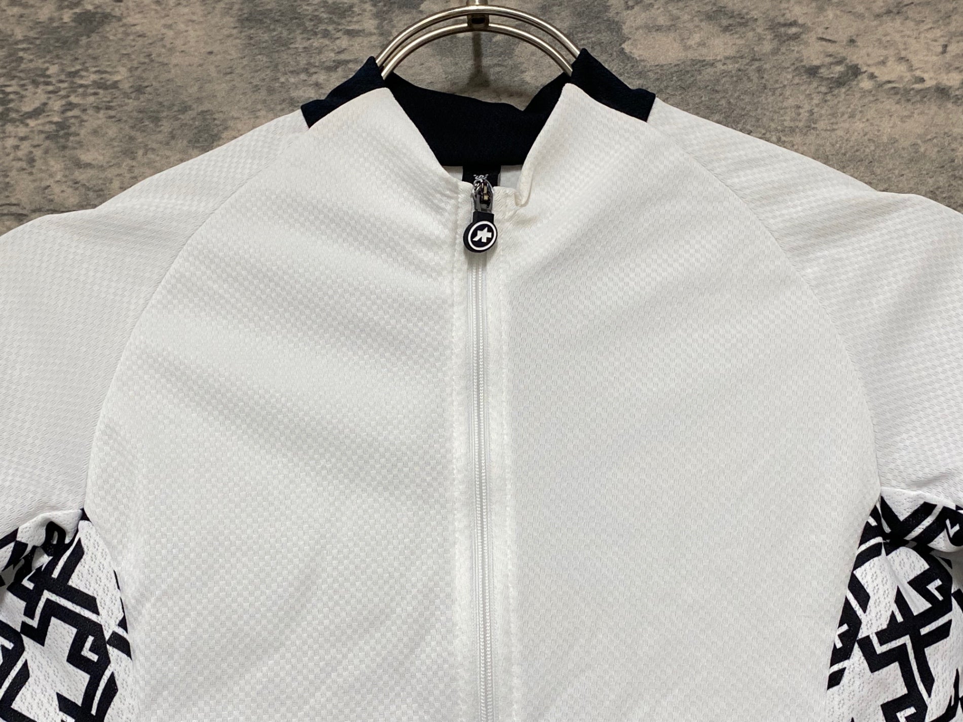 KI104 アソス ASSOS UMA GT SS Jersey EVO 半袖 サイクルジャージ 白黒