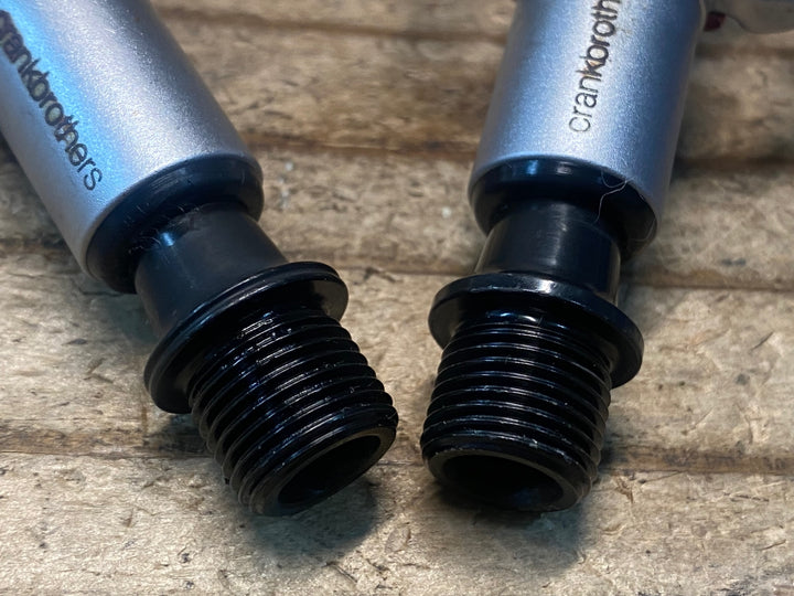 JN513 クランクブラザーズ CRANKBROTHERS エッグビーター eggbeater 1 ビンディングペダル 赤 ※錆び