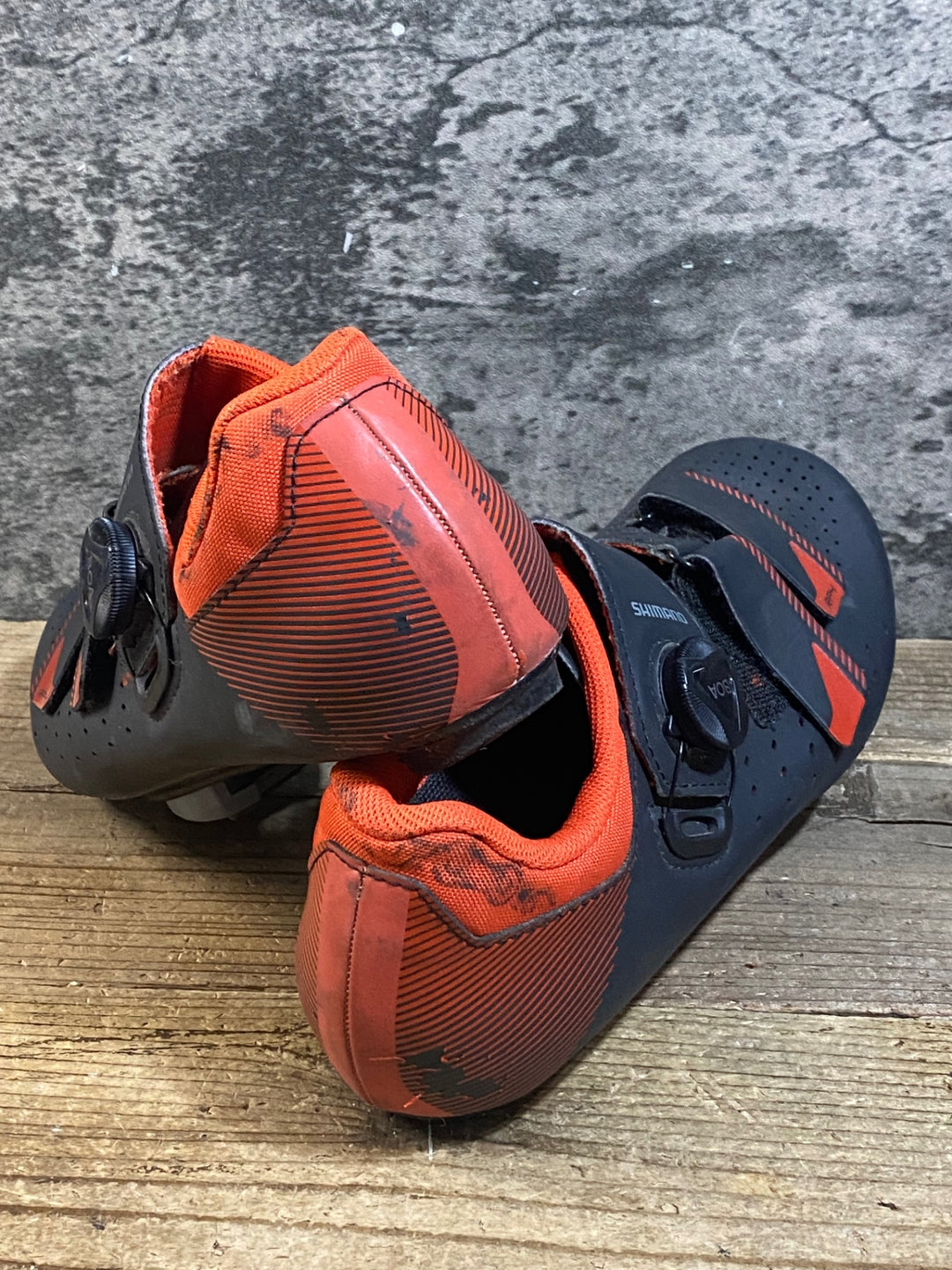 KC715 シマノ SHIMANO RP4 SHRP400 ビンディングシューズ 赤黒 EU41 3穴 ※汚れ ほつれあり