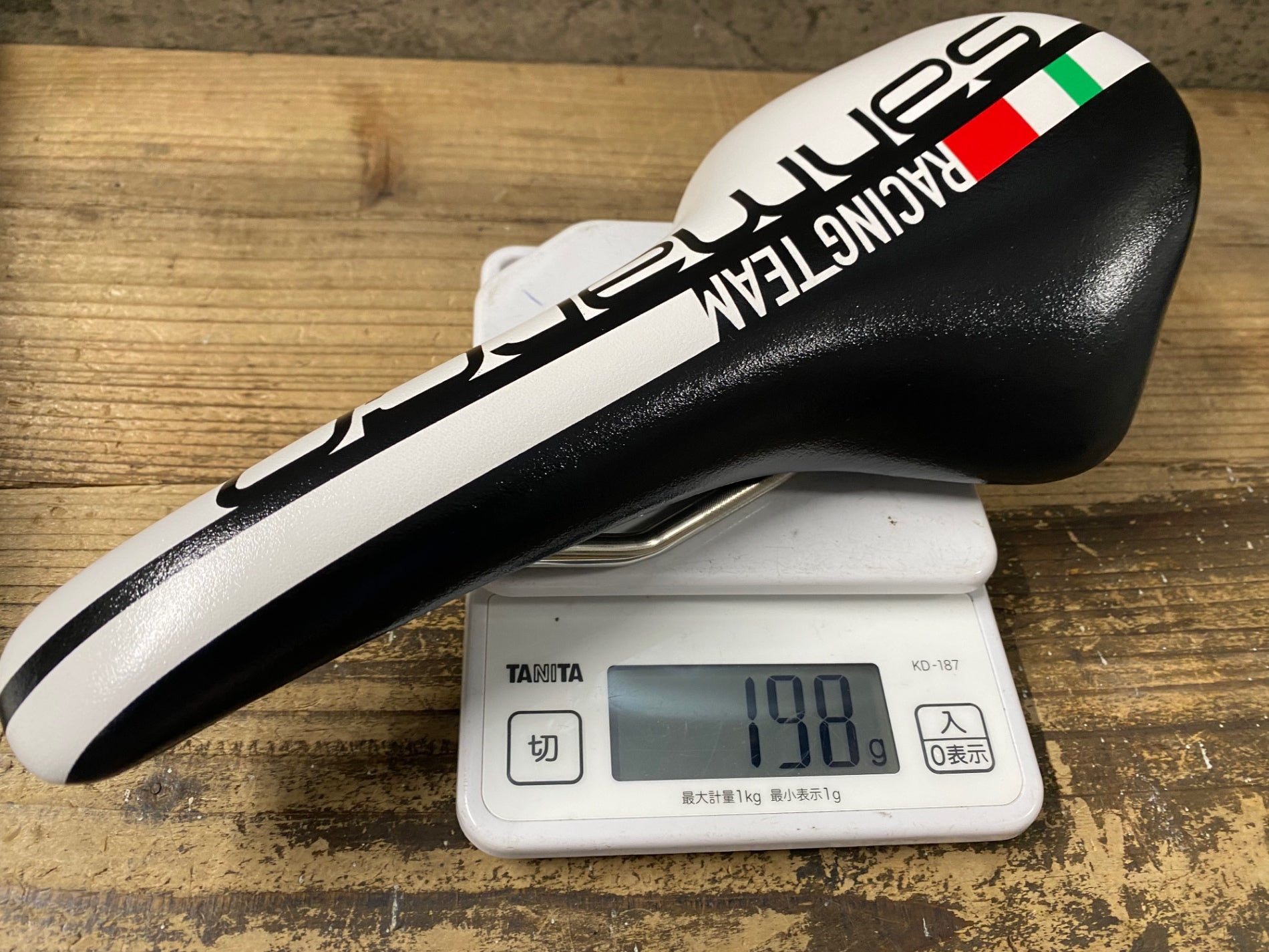ま*さ様 sanmarco RACING TEAM 自転車用サドル KO317 サンマルコ selle sanmarco concor RACING TEAM サドル 白 黒