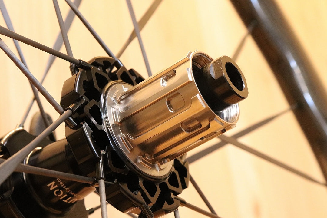 エリートホイールズ ELITEWHEELS ドライブ DRIVE HELIX 46D CS カーボン チューブレスレディ ホイールセット シマノ 11S/12S 【芦屋店】