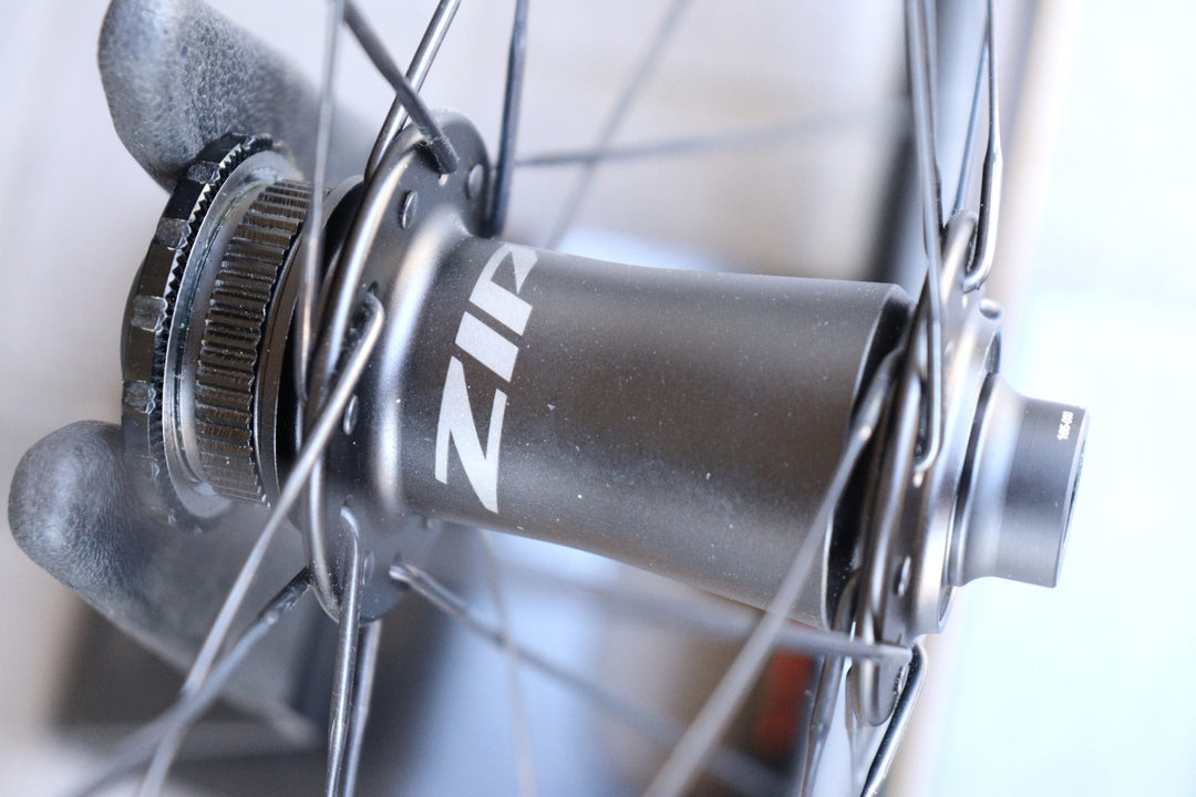 ジップ ZIPP ファイアクレスト ディスク 303 FIRECREST DISC カーボン チューブレスレディ ホイールセット シマノ11/12S 【横浜店】