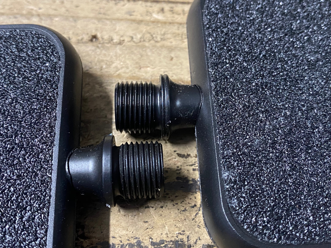KJ398 MOTO REFLEX PEDAL フラットペダル