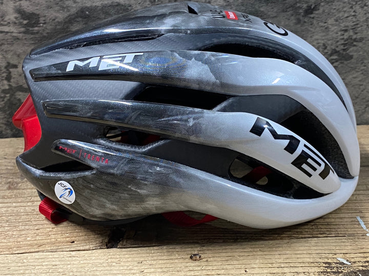 KQ161 メット MET トレンタ TRENTA 3K CARBON ヘルメット L 黒白赤 UAE 2024年11月製造