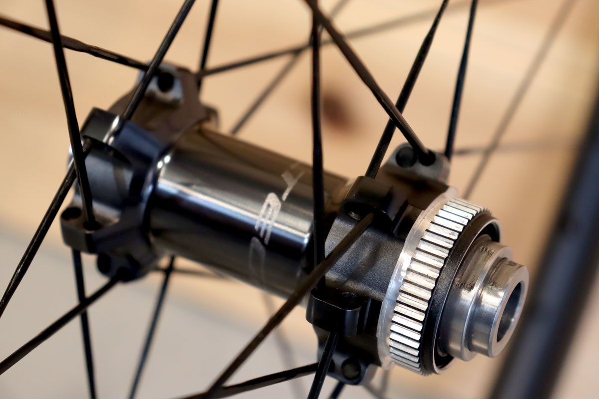 シマノ Shimano アルテグラ ULTEGRA WH-R8170 C36 カーボン
