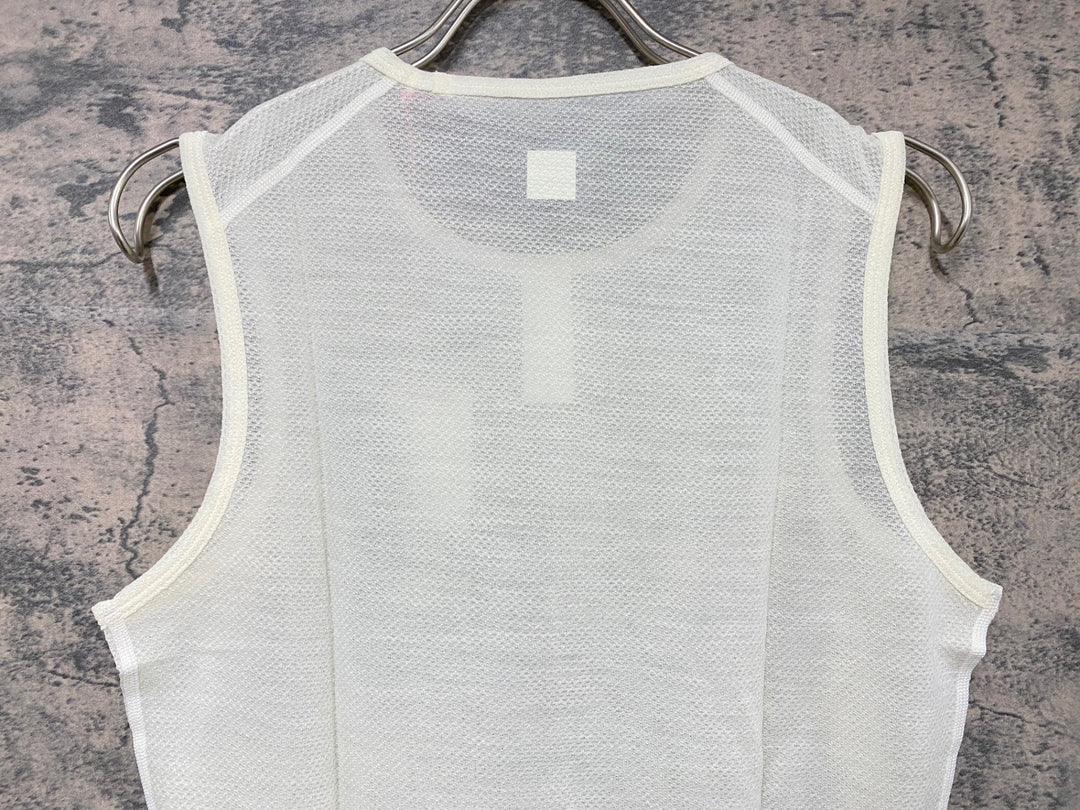 JY635 ラファ Rapha MERINO MESH BASE LAYER SLEEVELESS ノースリーブ ベースレイヤー 白 M メッシュ 未使用
