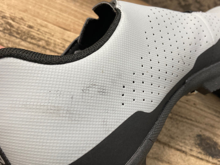 KL779 フィジーク fizik テラ TERRA ATLAS ビンディングシューズ EU42 2穴 グレー ※アウトソールひび割れ