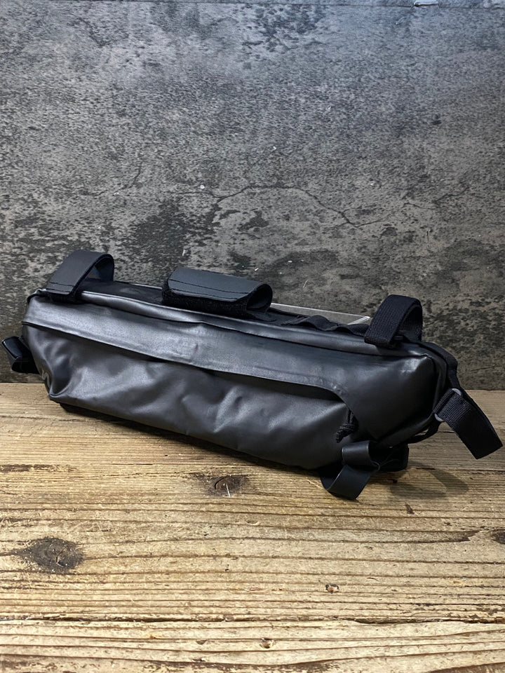 JY841 スペシャライズド SPECIALIZED BURRA BURRA FRAMEPACK フレームバッグ ※スレあり