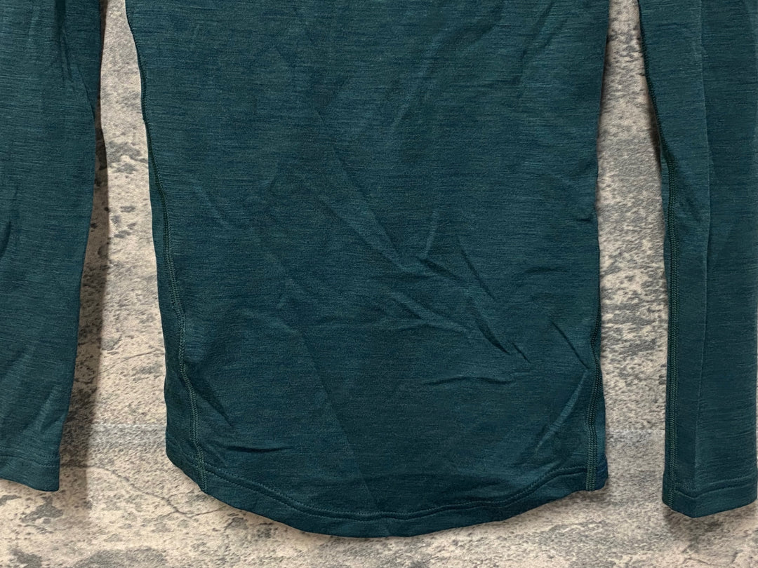 KC332 カフェドシクリステ Cafe du Cycliste COSETTE WOMEN 長袖 べースレイヤー XS