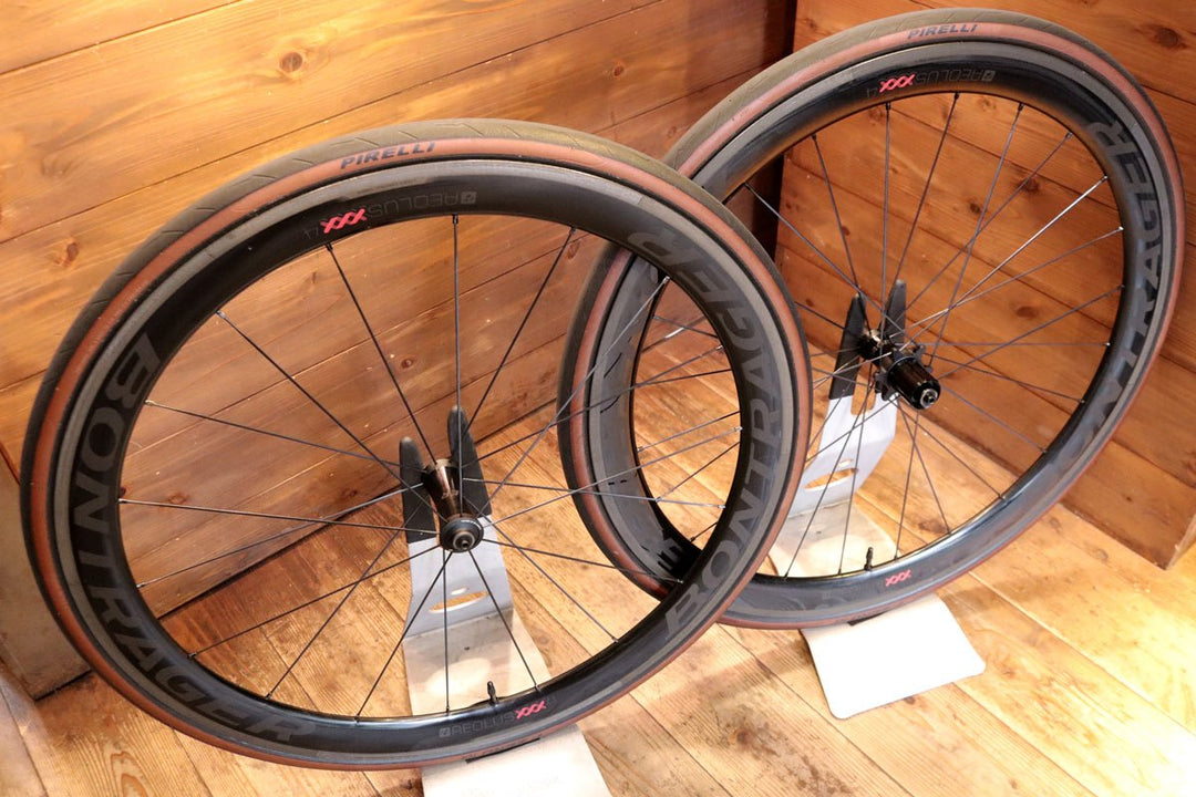 ボントレガー Bontrager アイオロス AROLUS XXX4 TLR リムブレーキモデル カーボン ホイールセット シマノ11/12s 【東京南麻布店】