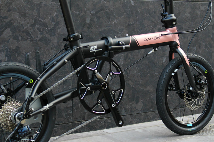 ダホン DAHON K9X 限定カラー PURITY PINK 2025年モデル 9S 16インチ アルミ ミニベロ 【福岡店】