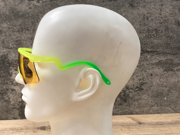 KM756 アルバオプティクス ALBA OPTICS DELTA サングラス アイウェア 黄緑