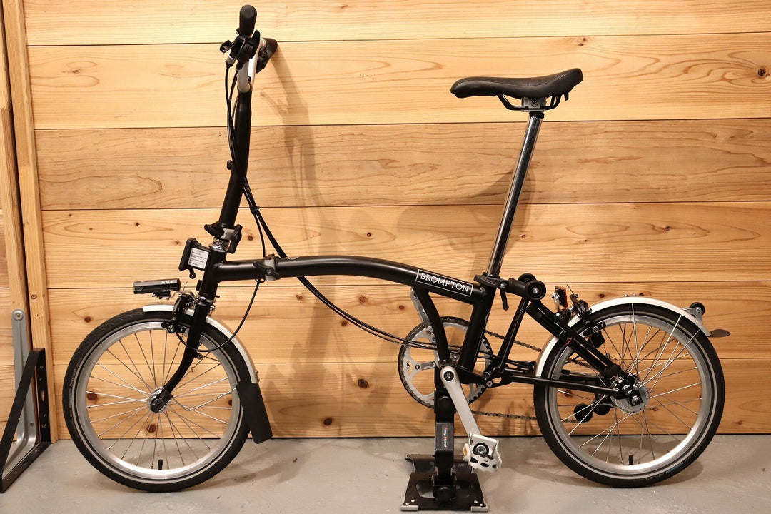 ブロンプトン BROMPTON Cライン C-LINE EXPLORE MID 2022 マットブラック 2×3S スチール 折り畳み 小径車 ミニベロ 【千葉店】