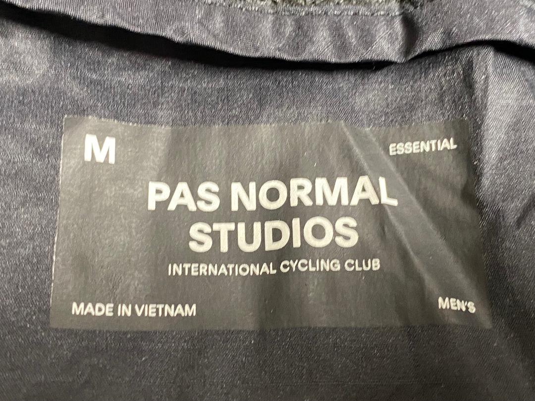 KA515 パスノーマルスタジオ PAS NORMAL STUDIOS ESSENTIAL INSULATED GILET ジレ サイクルベスト 黒 M
