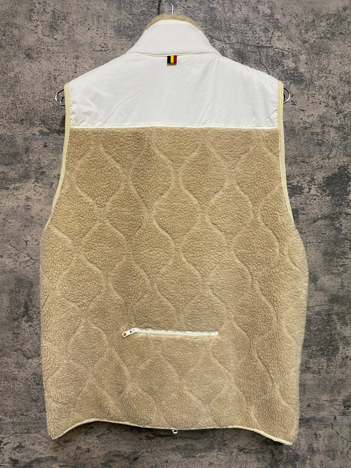 JR127 カペルミュール KAPELMUUR ベスト ベージュ XL