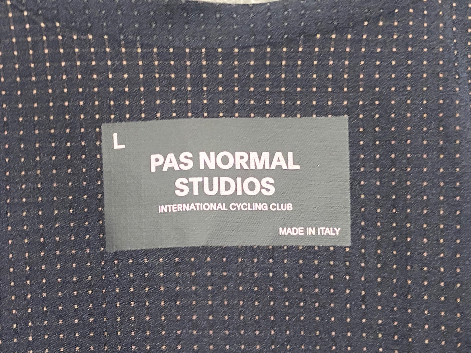 JN112 パスノーマルスタジオ PAS NORMAL STUDIOS Essential ビブ