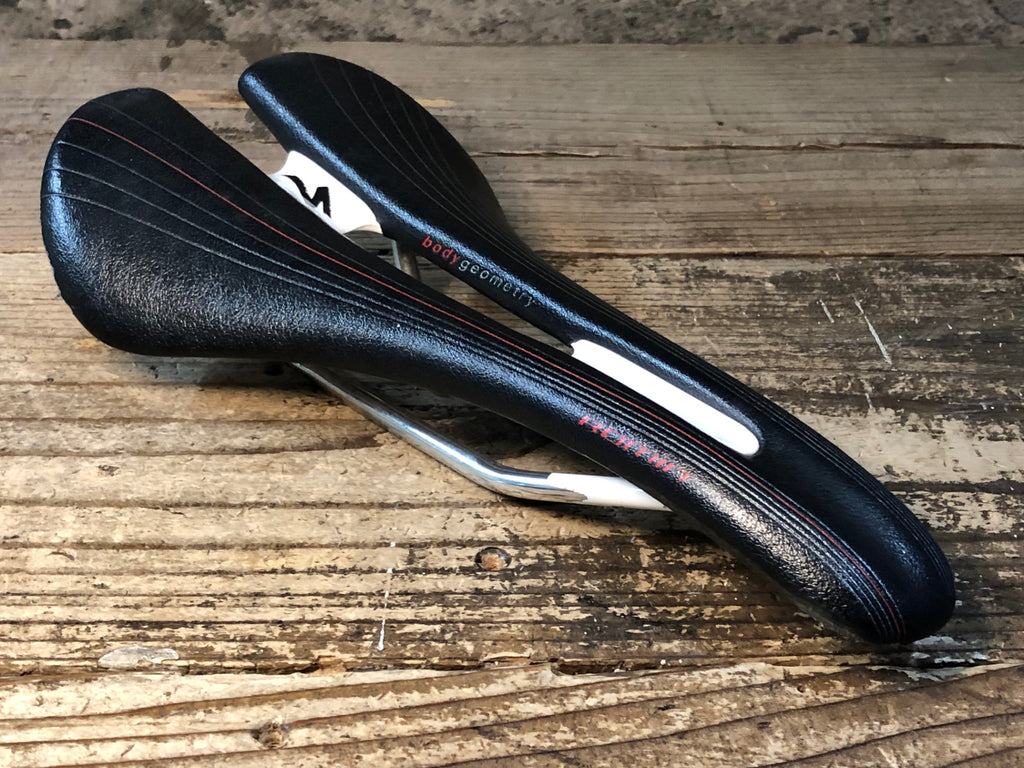 スペシャライズド ROMIN カーボンサドル 143mm JR130 スペシャライズド SPECIALIZED ROMIN expert サドル 黒 143mm
