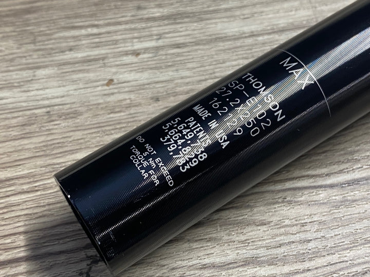 KE973 トムソン THOMSON ELITE アルミ シートポスト 黒 Φ27.2 250mm