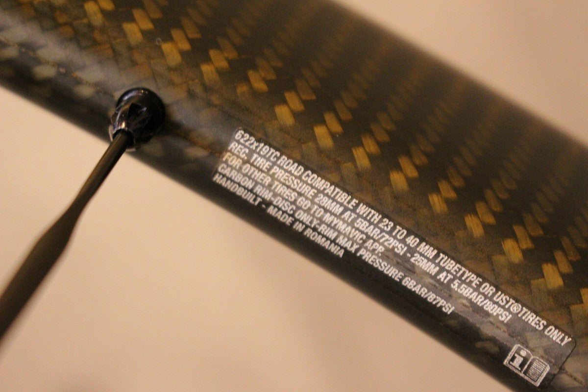 マヴィック MAVIC COSMIC SLR 45 シマノ 11/12S 19C マヴィック MAVIC コスミック COSMIC SLR 45 DISC カーボン