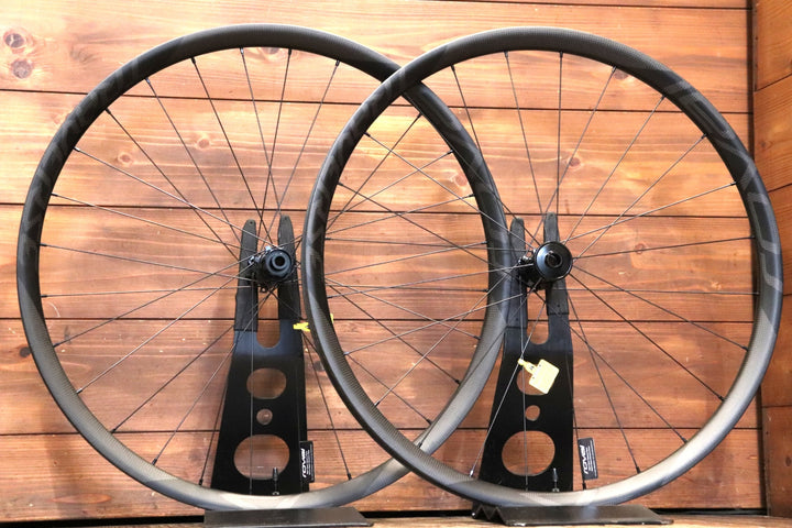 ロバール ROVAL トラヴァース TRAVERSE SL CARBON カーボン チューブレス ホイールセット シマノ10S 27.5インチ 【東京南麻布店】