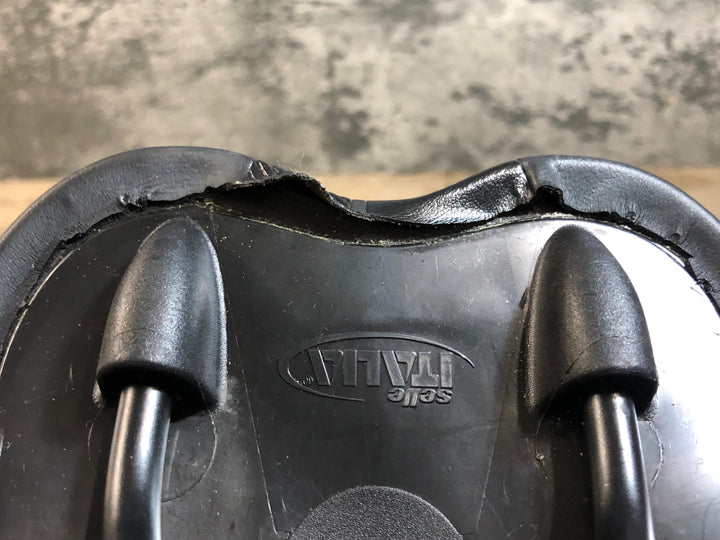 KI146 セライタリア selle italia X1 サドル 黒 FEC ALLOYレール