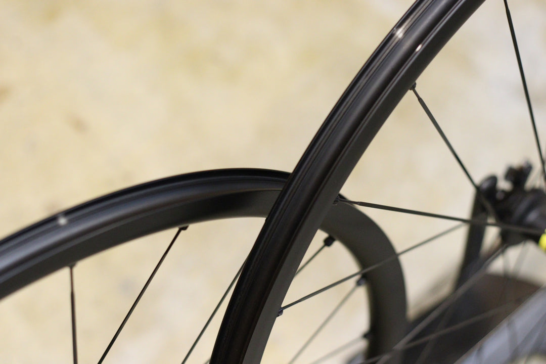 マヴィック MAVIC キシリウム KSYRIUM S 25 DISC アルミ チューブレスレディ ホイールセット シマノ 12/11S 【立川店】