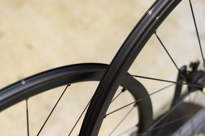 マヴィック MAVIC キシリウム KSYRIUM S 25 DISC アルミ チューブレスレディ ホイールセット シマノ 12/11S 【立川店】