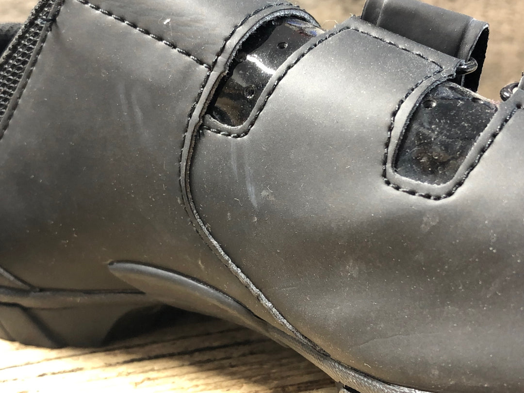 KG384 フィジーク FIZIK M6 MTB shoes ビンディングシューズ 黒 SPD EU42 ※ペン字あり