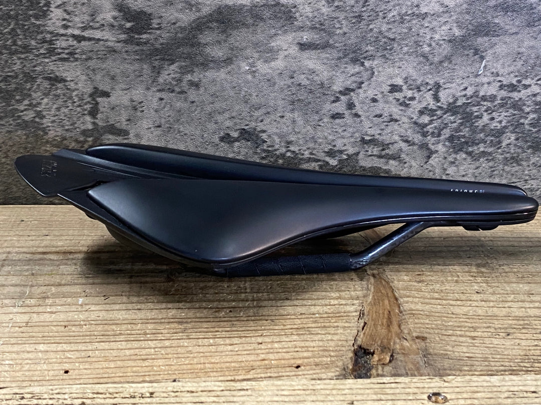 JP350 フィジーク fizik アリオネ ARIONE R1 REGULAR サドル 黒 カーボンレール 126mm ※ロゴプレート欠品