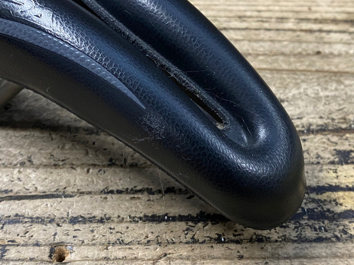 JT246 セラ SMP SELLE SMP EXTRA サドル スチールレール 破れあり