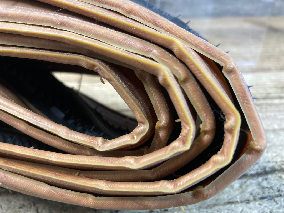 JT741 WTB BYWAY タイヤ チューブレスレディ 700x34C 茶 未使用