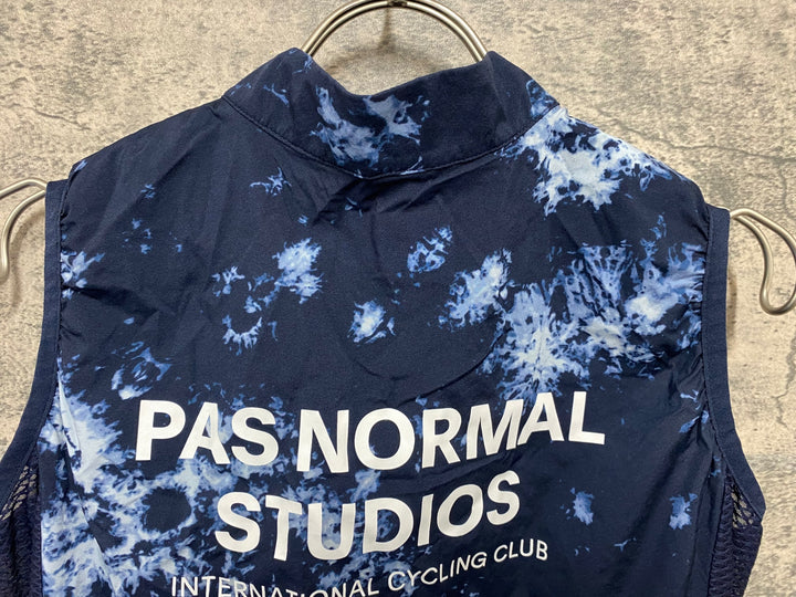 KA569 パスノーマルスタジオ PAS NORMAL STUDIOS STOW AWAY GILET ジレ サイクルベスト ネイビー 総柄 L